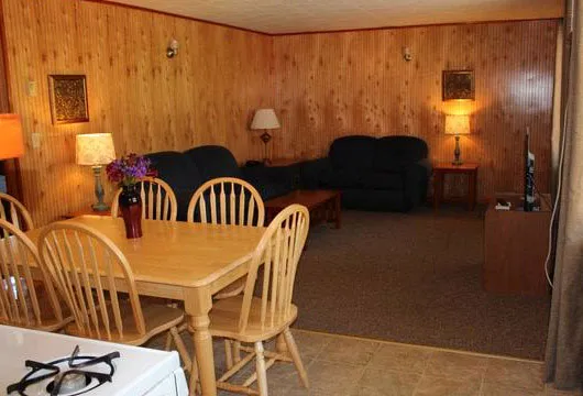 3 Bedroom for 8